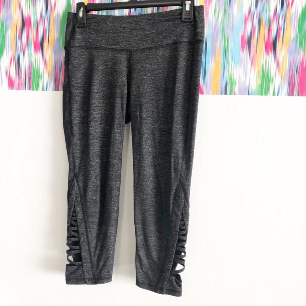 Two pairs of Athleta capri leggings size small - Picture 7 of 11